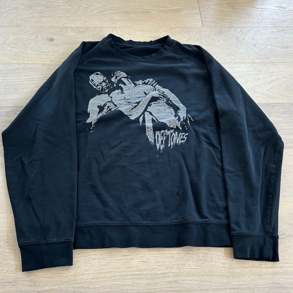 Deftones Black Graphic Crewneck Sweatshirt Band Merch Grunge Alt Metal 0596
